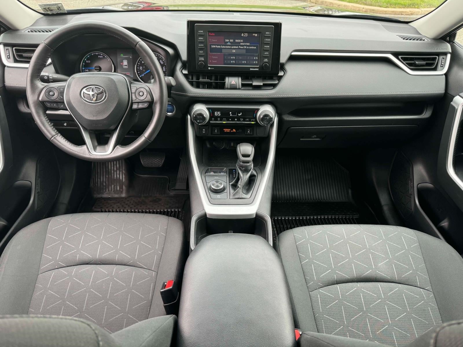 2022 Toyota RAV4 Hybrid XLE AWD (Natl)